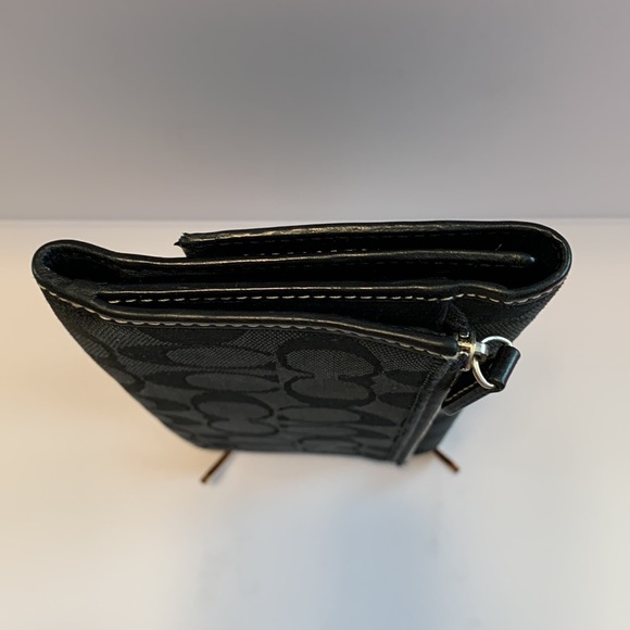 Vintage Coach Hamptons Black Signature Stripe Envelope Wallet - Picture 8 of 17
